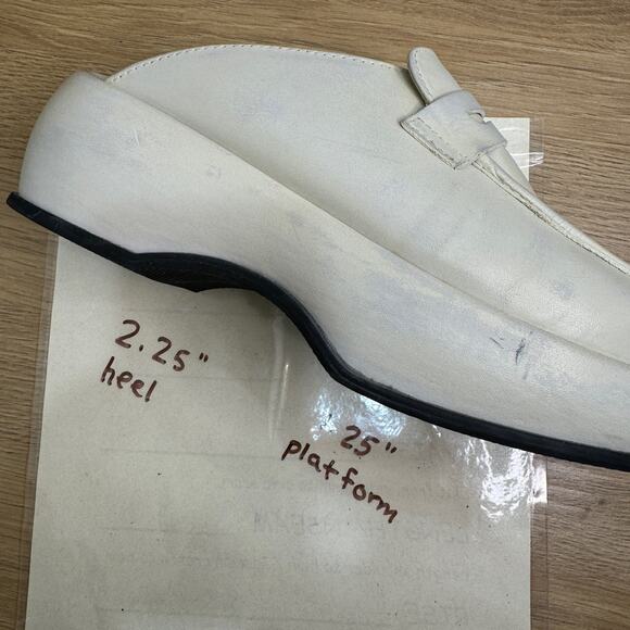 FREE PEOPLE Winston Platform Loafer Mules SZ 39.5 / 9.5 Distressed White Leather - Picture 11 of 11